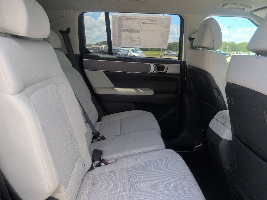 2027 Hyundai Santa Fe SE