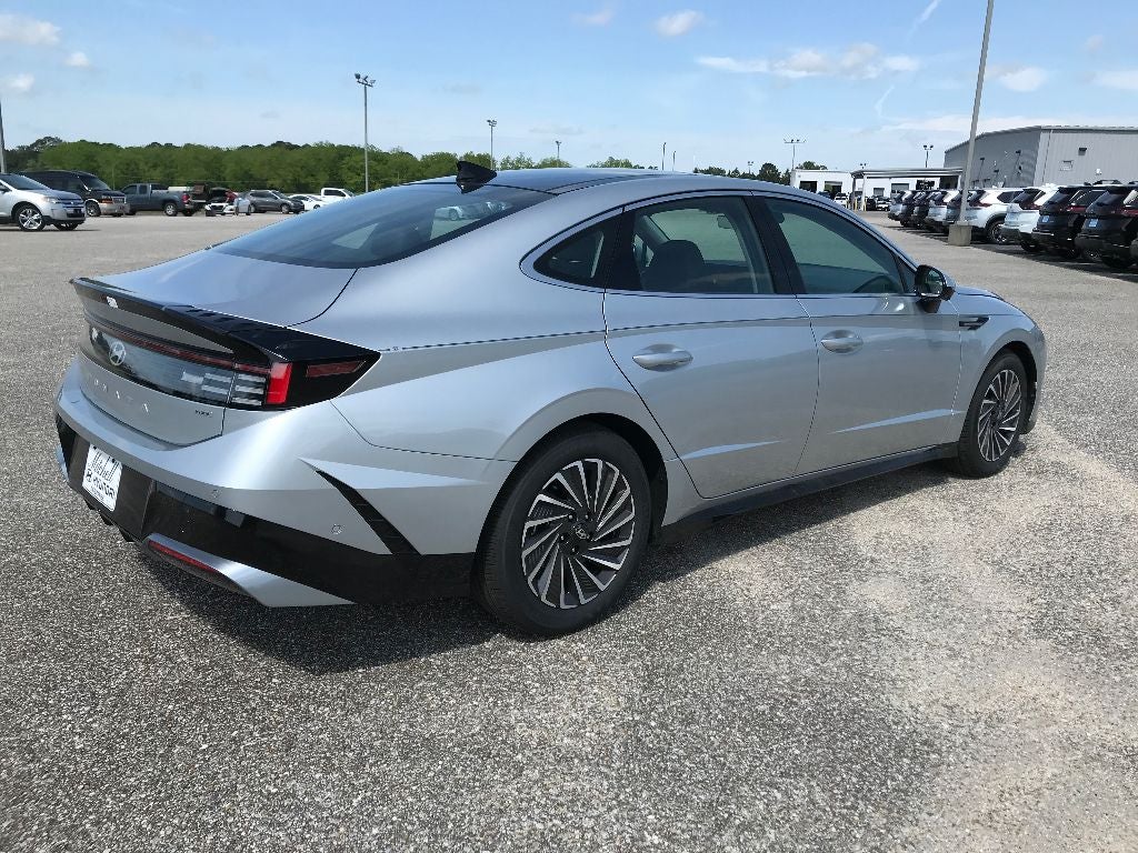 2025 Hyundai Sonata Hybrid Limited