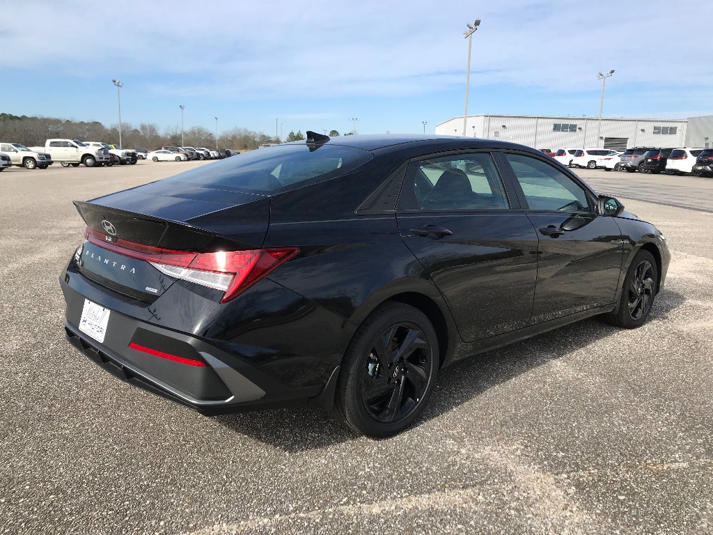 2026 Hyundai Elantra HEV SEL Sport