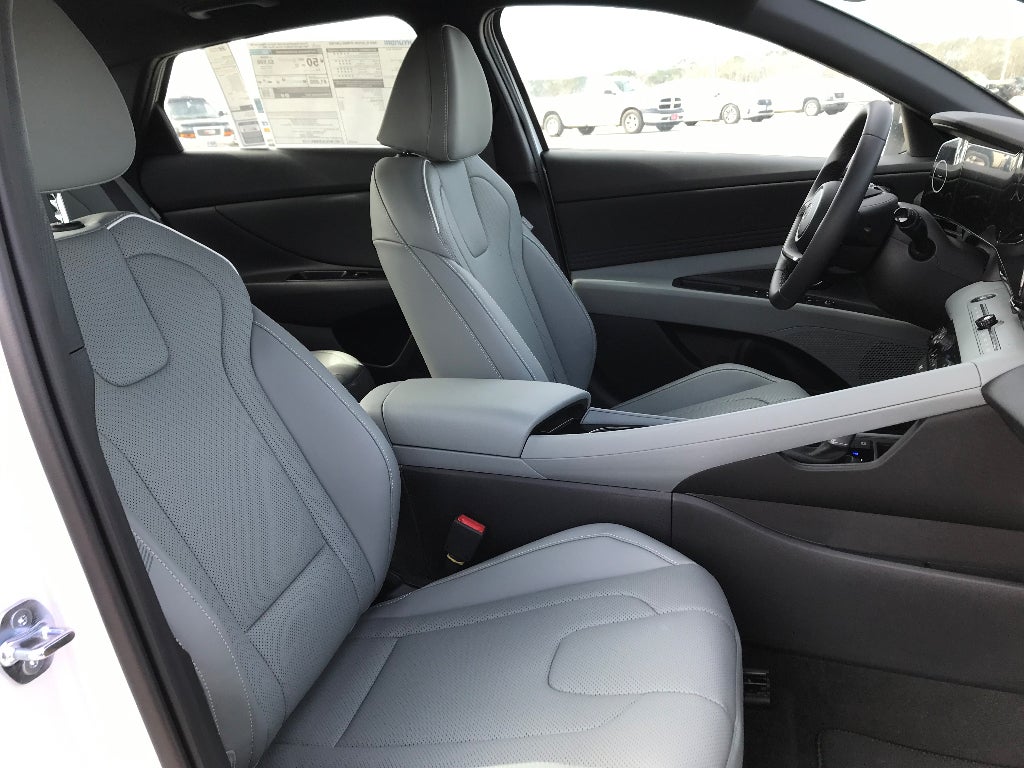 2026 Hyundai Elantra Hybrid Limited