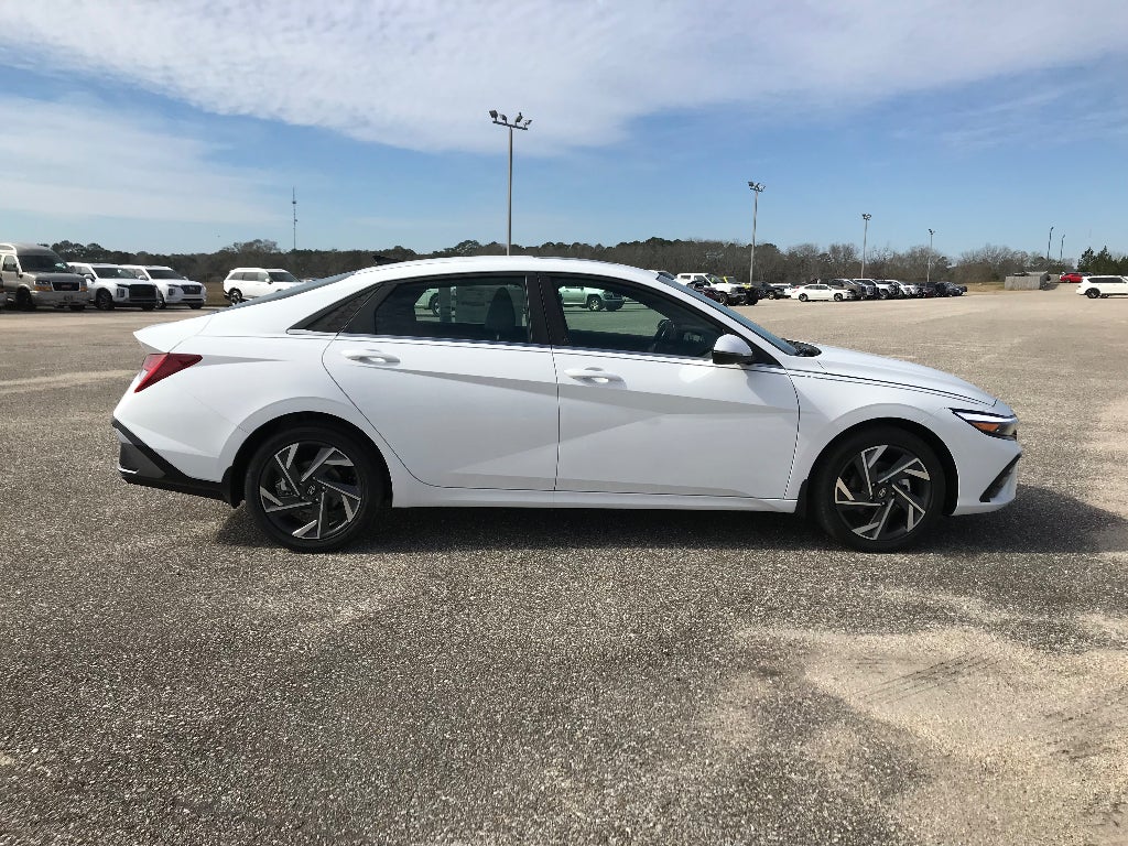 2026 Hyundai Elantra Hybrid Limited