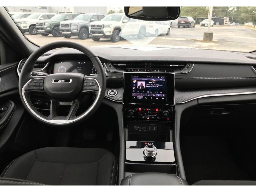 2024 Jeep Grand Cherokee Laredo X