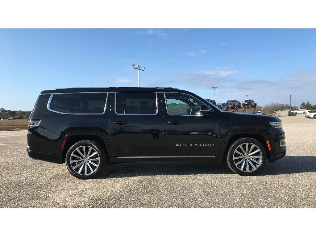 2023 Jeep Grand Wagoneer L Base