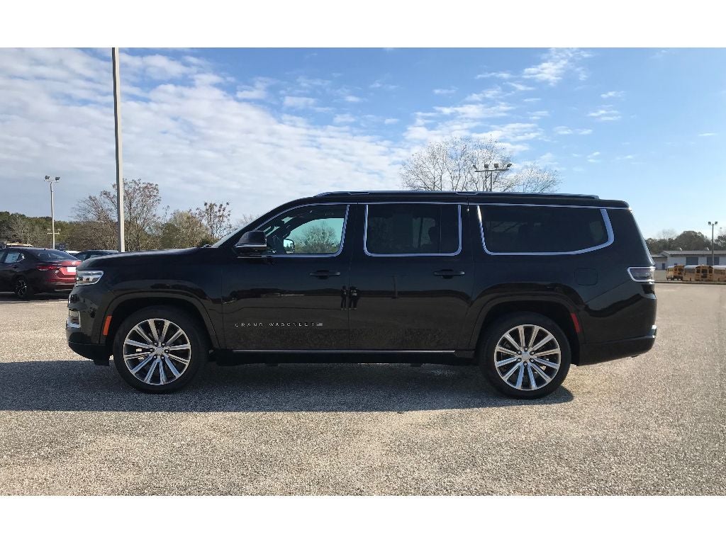 2023 Jeep Grand Wagoneer L Base