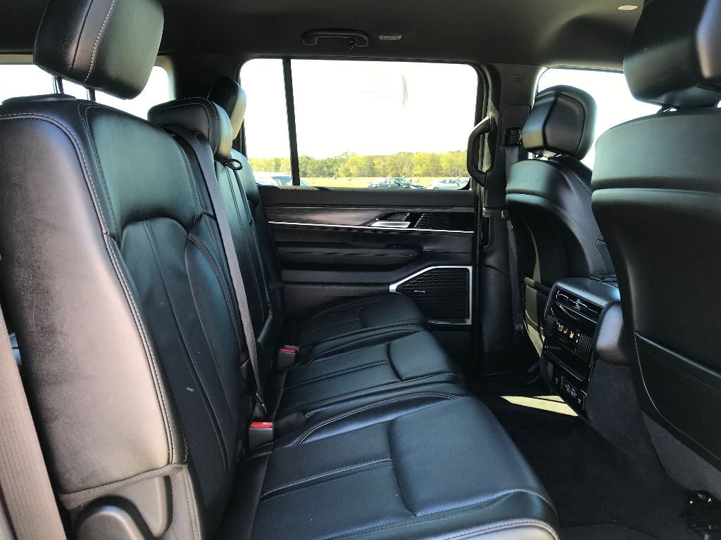 2024 Jeep Wagoneer Series II