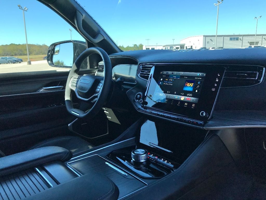 2024 Jeep Wagoneer Series II