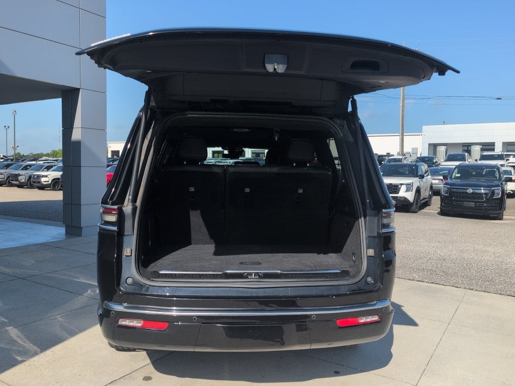 2022 Jeep Grand Wagoneer Series II