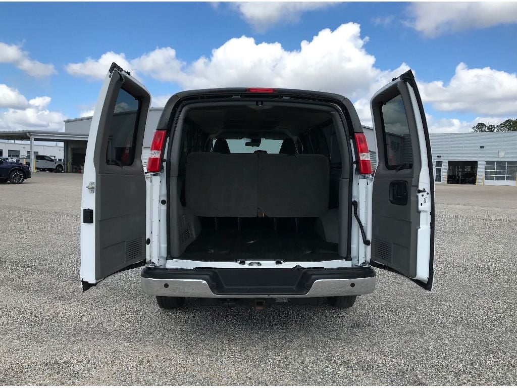 2021 Chevrolet Express LT