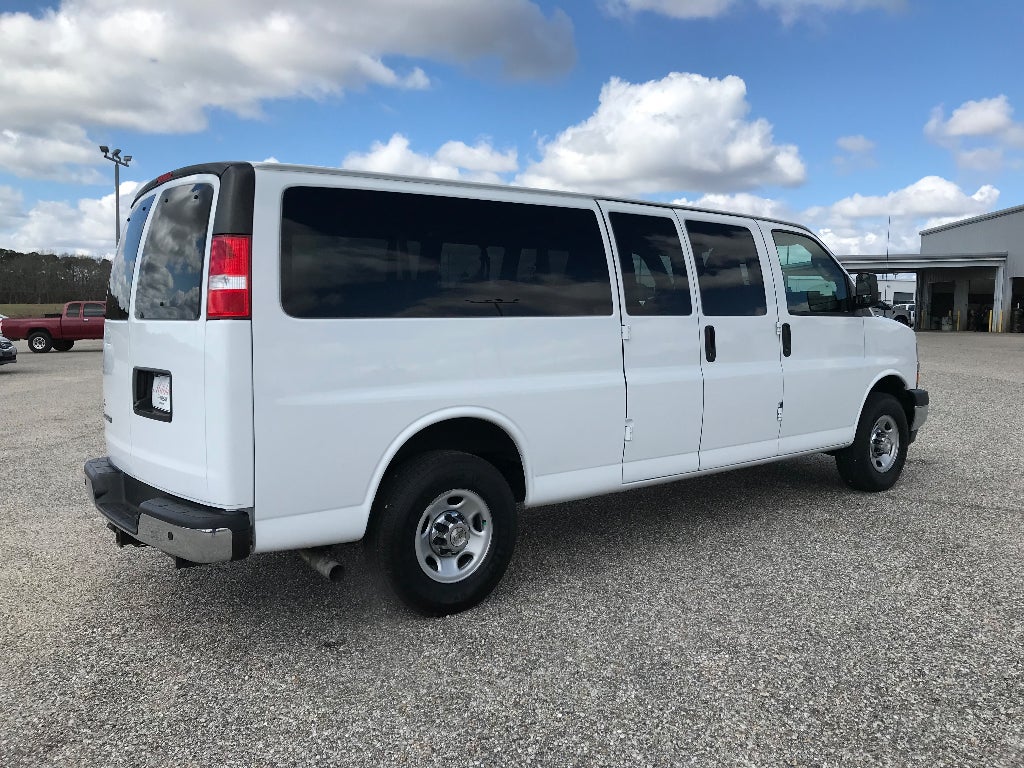 2021 Chevrolet Express LT