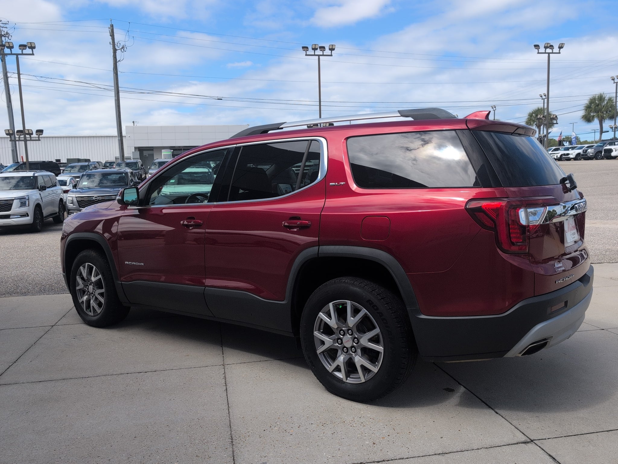 2021 GMC Acadia SLT