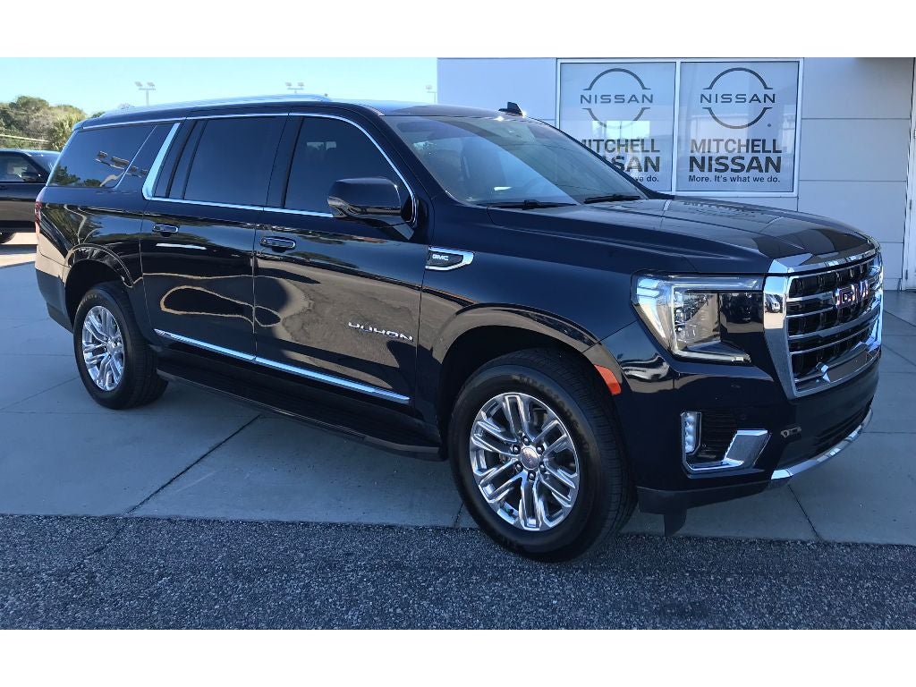 2022 GMC Yukon XL SLT