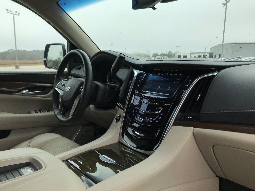 2020 Cadillac Escalade Luxury