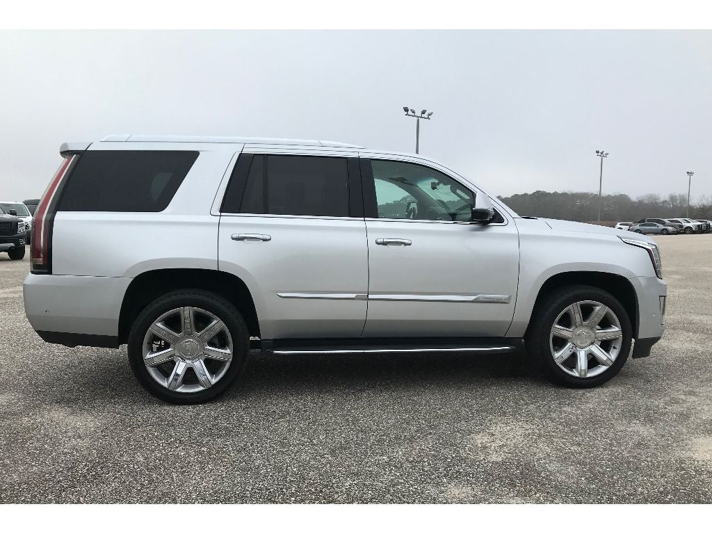 2020 Cadillac Escalade Luxury