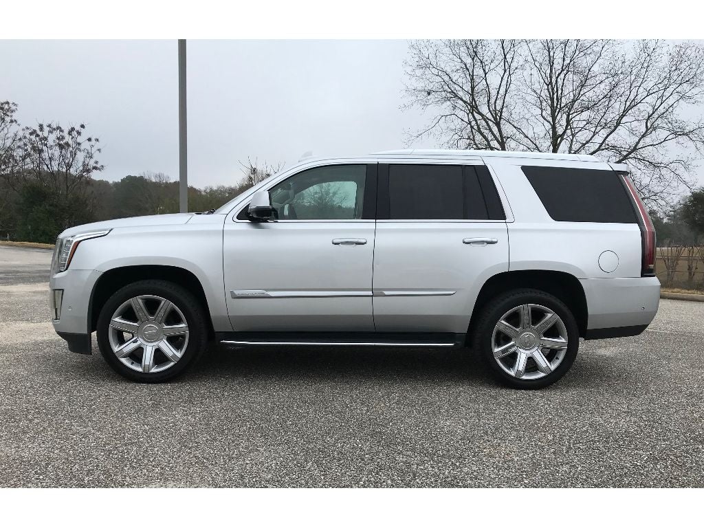 2020 Cadillac Escalade Luxury