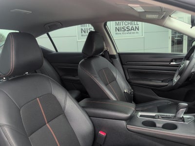 2022 Nissan Altima SR