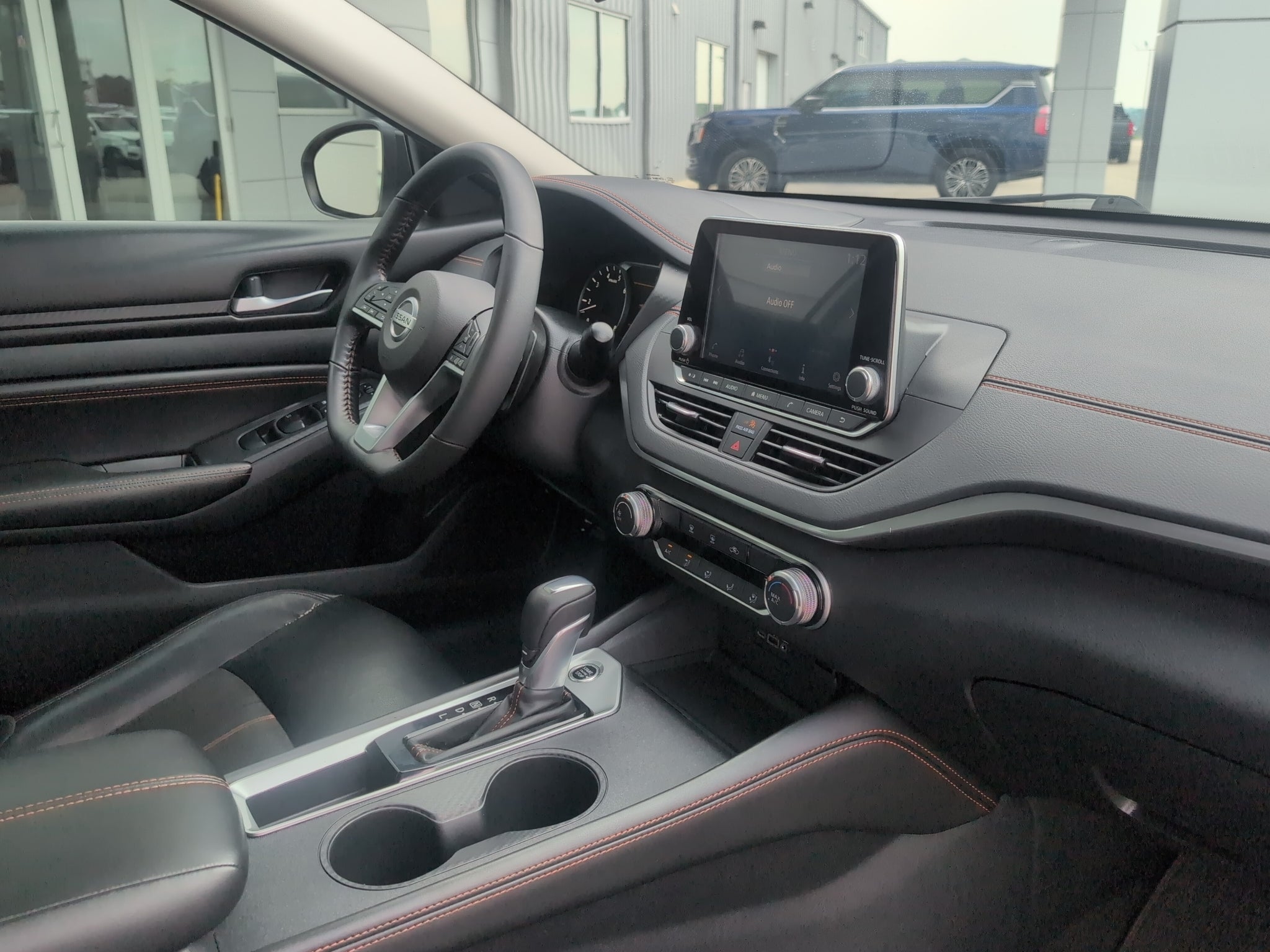 2022 Nissan Altima SR