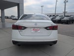 2022 Nissan Altima SR