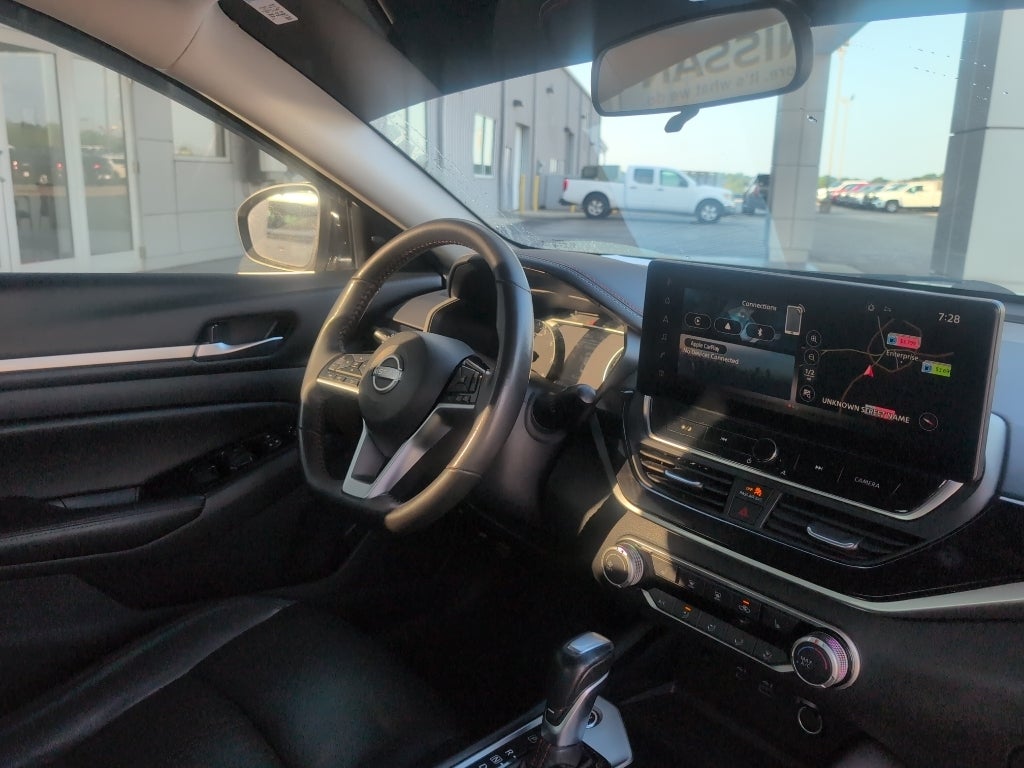 2024 Nissan Altima SR