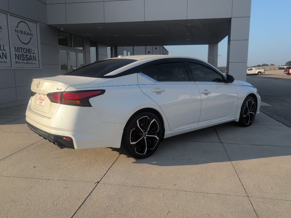 2024 Nissan Altima SR