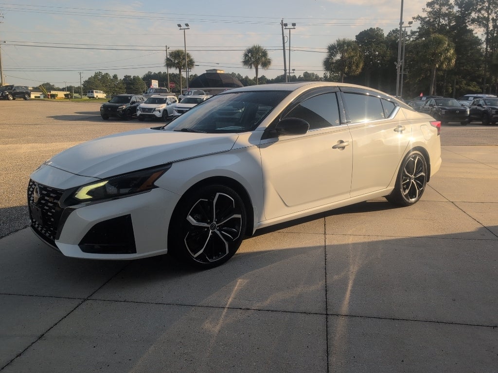 2024 Nissan Altima SR