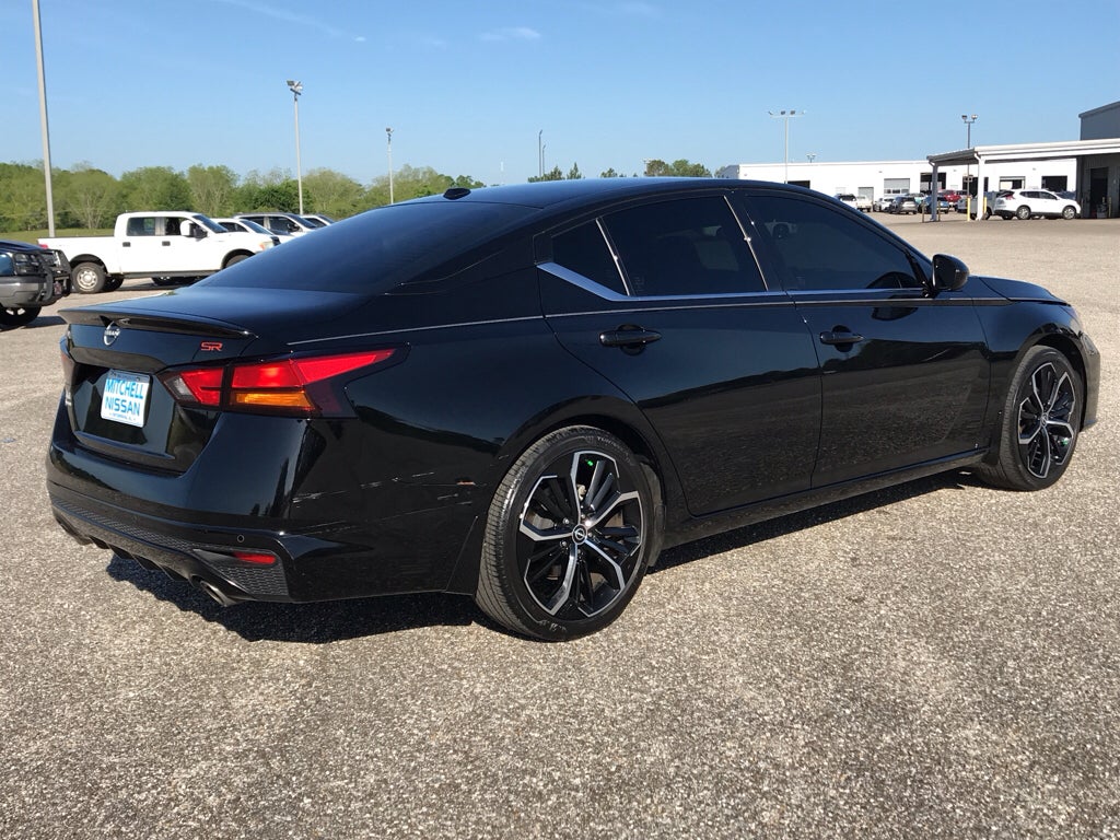 2024 Nissan Altima SR