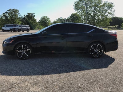 2024 Nissan Altima SR