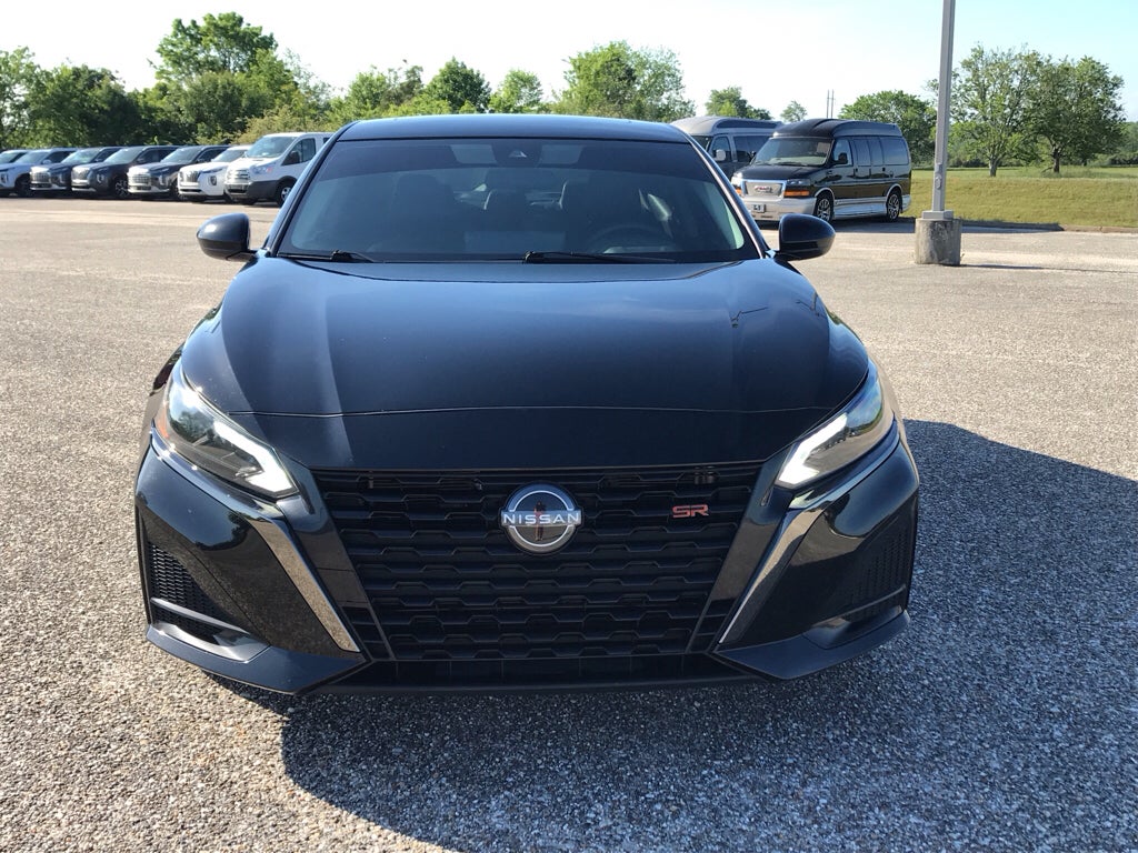 2024 Nissan Altima SR