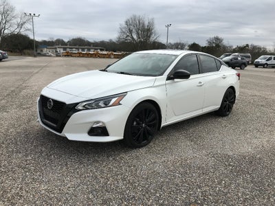 2022 Nissan Altima SR
