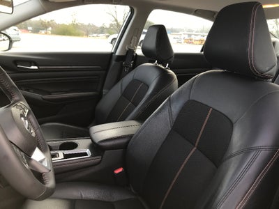 2022 Nissan Altima SR