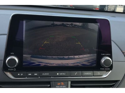 2022 Nissan Altima SR