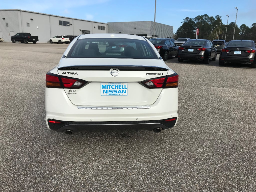 2022 Nissan Altima SR