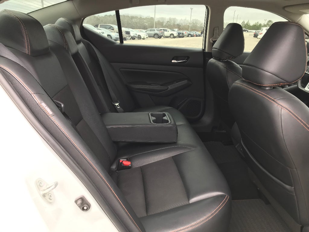 2022 Nissan Altima SR