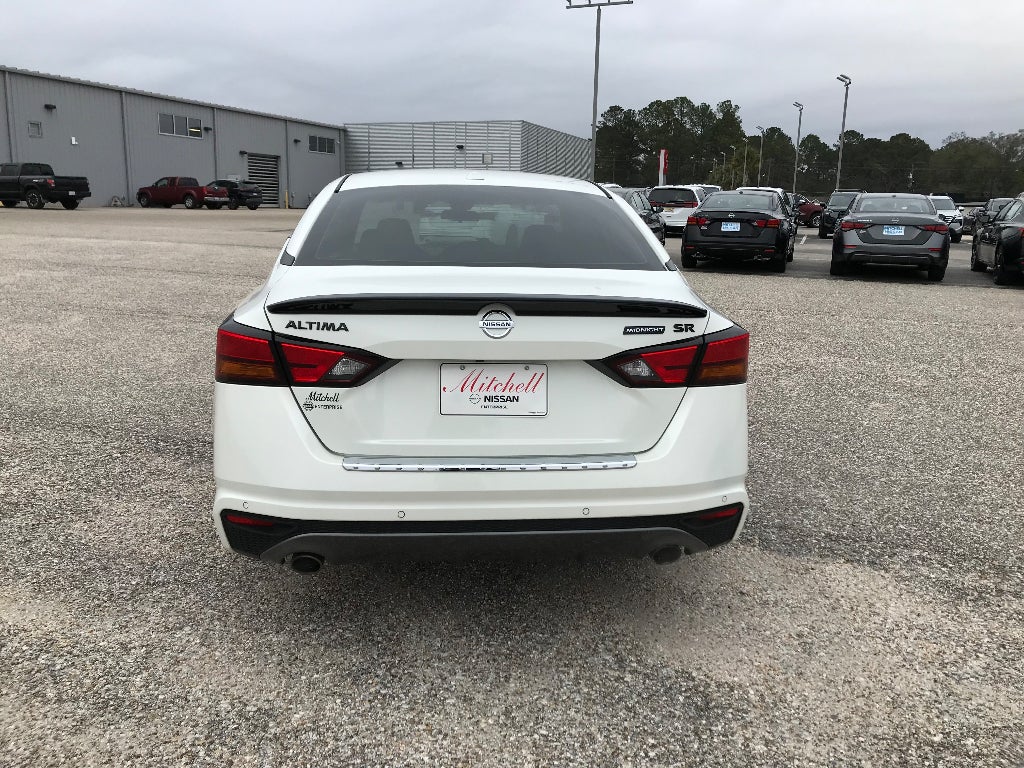 2022 Nissan Altima SR