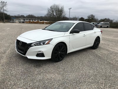 2022 Nissan Altima SR