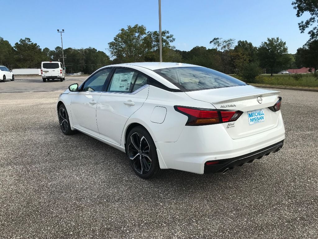 2025 Nissan Altima SR