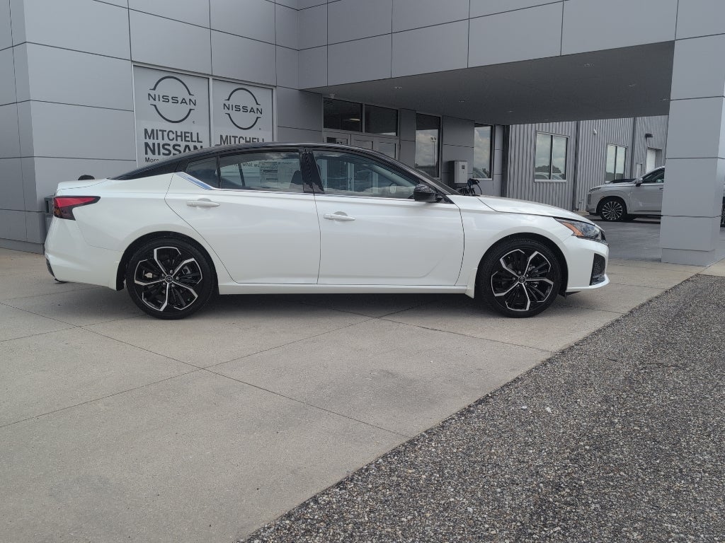 2026 Nissan Altima SR