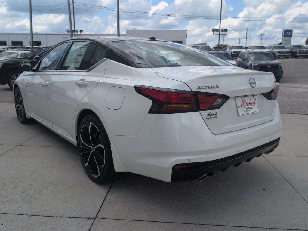 2026 Nissan Altima SR