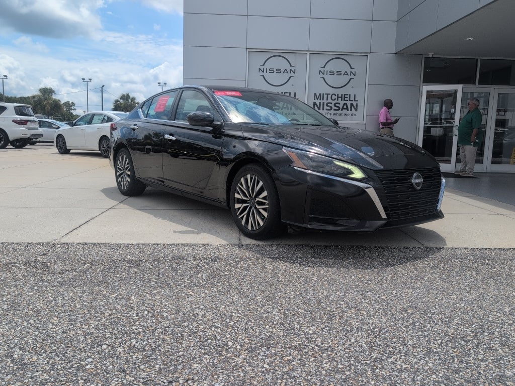 2023 Nissan Altima SV