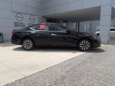 2023 Nissan Altima SV