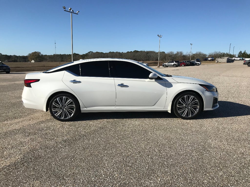 2024 Nissan Altima SL