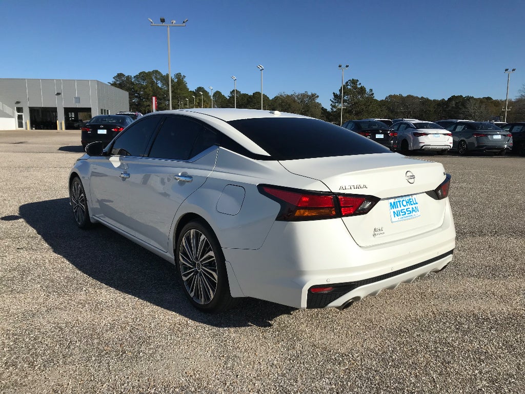 2024 Nissan Altima SL