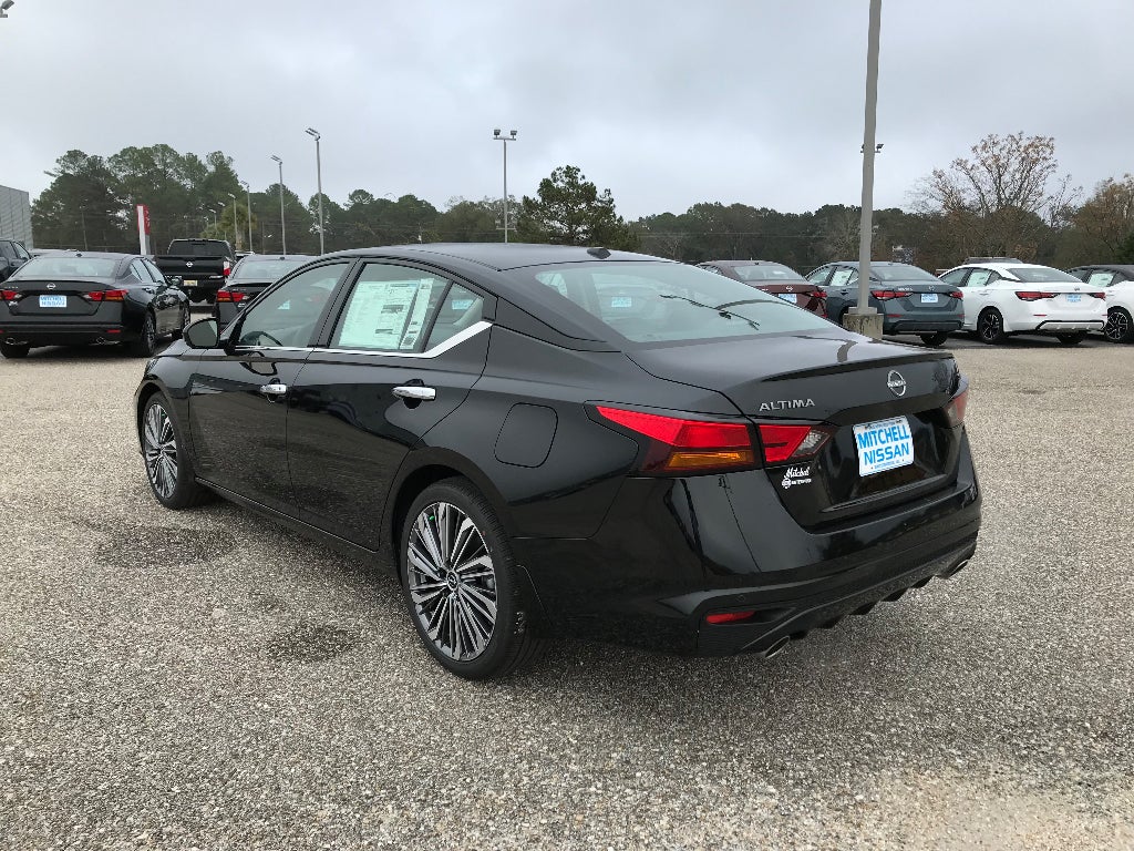 2025 Nissan Altima SL