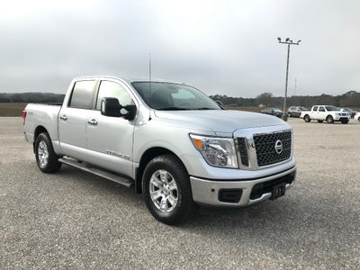 2018 Nissan Titan SV