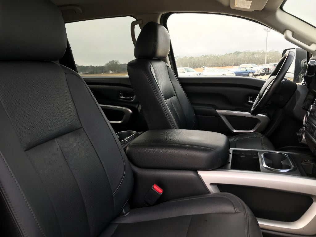 2018 Nissan Titan SV