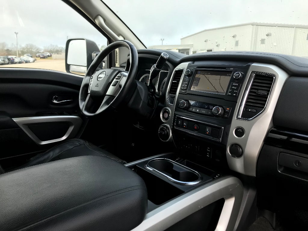 2018 Nissan Titan SV