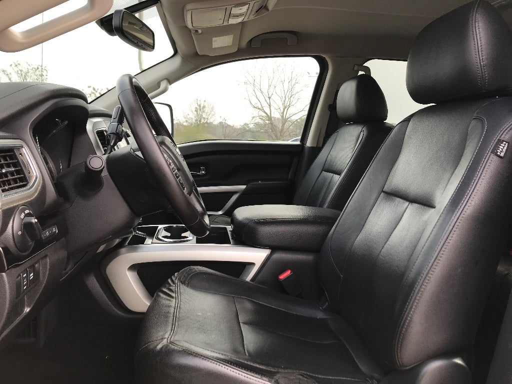 2018 Nissan Titan SV