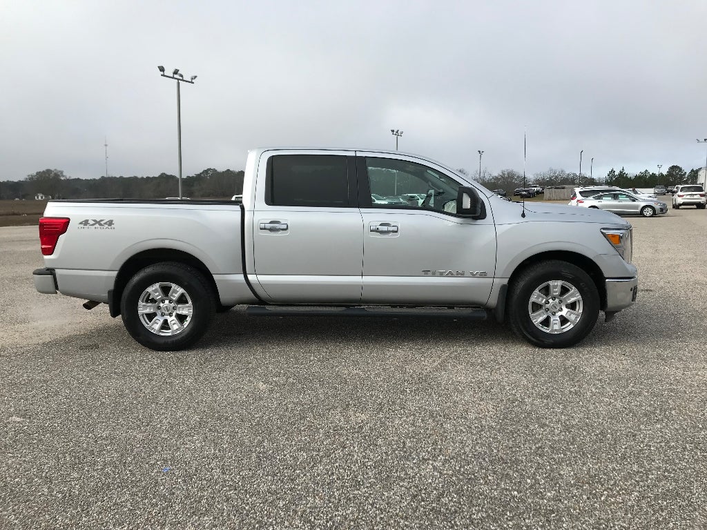 2018 Nissan Titan SV