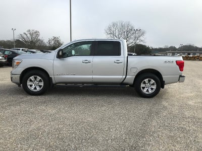 2018 Nissan Titan SV