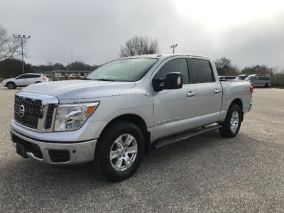 2018 Nissan Titan SV