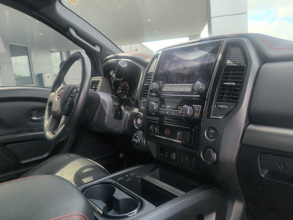 2024 Nissan Titan Crew Cab PRO-4X®